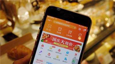 移動(dòng)支付國(guó)慶破百萬-移動(dòng)支付發(fā)展迅速卻仍有不足